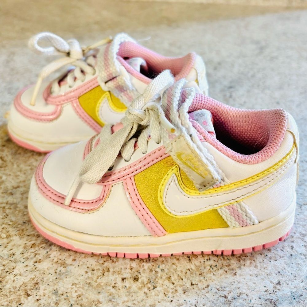 Nike Air Vance – Vintage 2008 Toddler Sneakers White/Pink/Yellow Size 5.5C